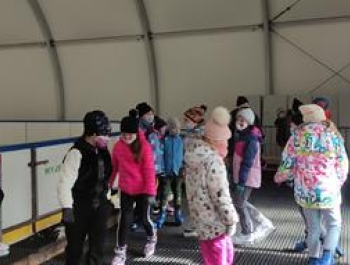 WYJAZD NA LODOWISKO Zdjęcia - zdjęcie1