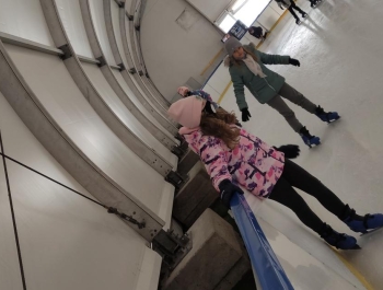 WYJAZD NA LODOWISKO Zdjęcia 13.03.2021 - zdjęcie4