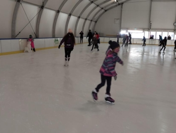 WYJAZD NA LODOWISKO Zdjęcia 13.03.2021 - zdjęcie5