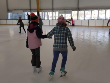 WYJAZD NA LODOWISKO Zdjęcia 13.03.2021 - zdjęcie6