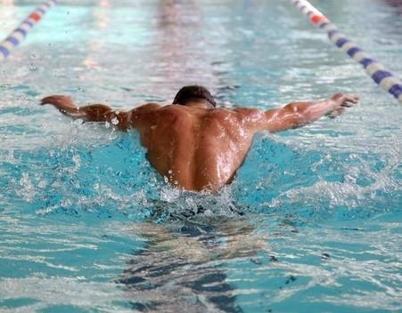 UWAGA! W DNIU 31.08.2021 r. REZERWACJA PŁYWALNI OD 9:30 - 15:30