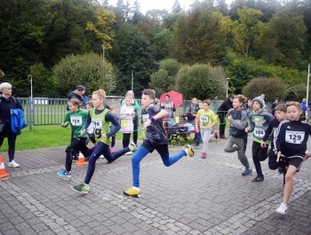 XXXII Jesienny Festiwal Biegowy- wyniki + zdjęcia - zdjęcie 200