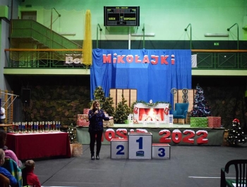 Mikołajkowe Zawody Pływackie i spotkanie ze Świętym Mikołajem 03.12.2022 r. - zdjęcie 111