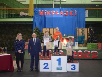 Mikołajkowe Zawody Pływackie i spotkanie ze Świętym Mikołajem 03.12.2022 r. - zdjęcie 116