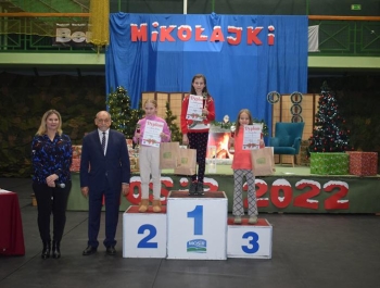 Mikołajkowe Zawody Pływackie i spotkanie ze Świętym Mikołajem 03.12.2022 r. - zdjęcie 123