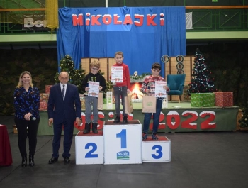 Mikołajkowe Zawody Pływackie i spotkanie ze Świętym Mikołajem 03.12.2022 r. - zdjęcie 124