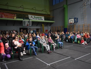 Mikołajkowe Zawody Pływackie i spotkanie ze Świętym Mikołajem 03.12.2022 r. - zdjęcie 127