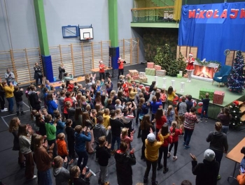 Mikołajkowe Zawody Pływackie i spotkanie ze Świętym Mikołajem 03.12.2022 r. - zdjęcie 138