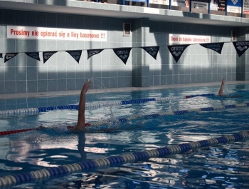 Mikołajkowe Zawody Pływackie i spotkanie ze Świętym Mikołajem 03.12.2022 r. - zdjęcie 21