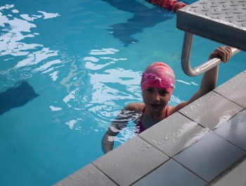 Mikołajkowe Zawody Pływackie i spotkanie ze Świętym Mikołajem 03.12.2022 r. - zdjęcie 46