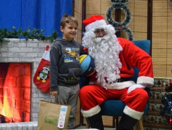 Mikołajkowe Zawody Pływackie i spotkanie ze Świętym Mikołajem 03.12.2022 r. - zdjęcie 175