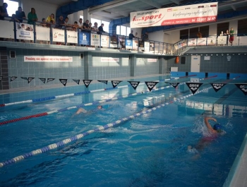 Mikołajkowe Zawody Pływackie i spotkanie ze Świętym Mikołajem 03.12.2022 r. - zdjęcie 53