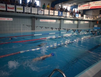 Mikołajkowe Zawody Pływackie i spotkanie ze Świętym Mikołajem 03.12.2022 r. - zdjęcie 60