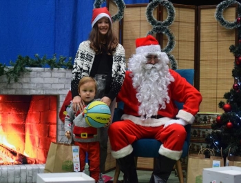 Mikołajkowe Zawody Pływackie i spotkanie ze Świętym Mikołajem 03.12.2022 r. - zdjęcie 194