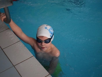 Mikołajkowe Zawody Pływackie i spotkanie ze Świętym Mikołajem 03.12.2022 r. - zdjęcie 67