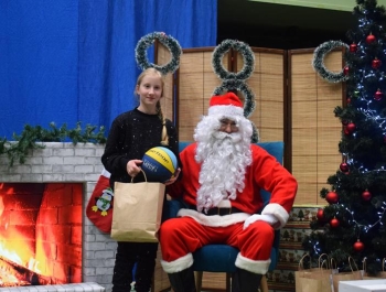 Mikołajkowe Zawody Pływackie i spotkanie ze Świętym Mikołajem 03.12.2022 r. - zdjęcie 196