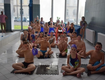 Mikołajkowe Zawody Pływackie i spotkanie ze Świętym Mikołajem 03.12.2022 r. - zdjęcie 74