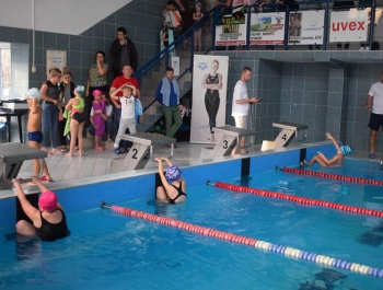 Mikołajkowe Zawody Pływackie i spotkanie ze Świętym Mikołajem 03.12.2022 r. - zdjęcie 86