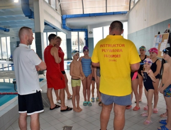 Zawody Pływackie - Ferie z MOSiRem 2023 - zdjęcie 2