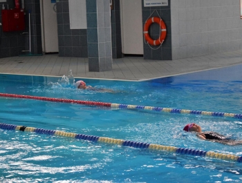 Zawody Pływackie - Ferie z MOSiRem 2023 - zdjęcie 15