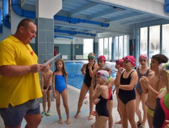 Zawody Pływackie - Ferie z MOSiRem 2023 - zdjęcie 31