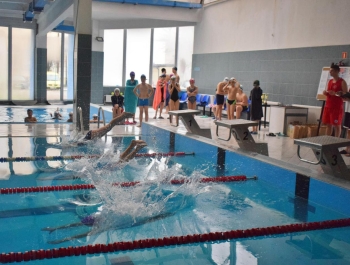 Zawody Pływackie - Ferie z MOSiRem 2023 - zdjęcie 47