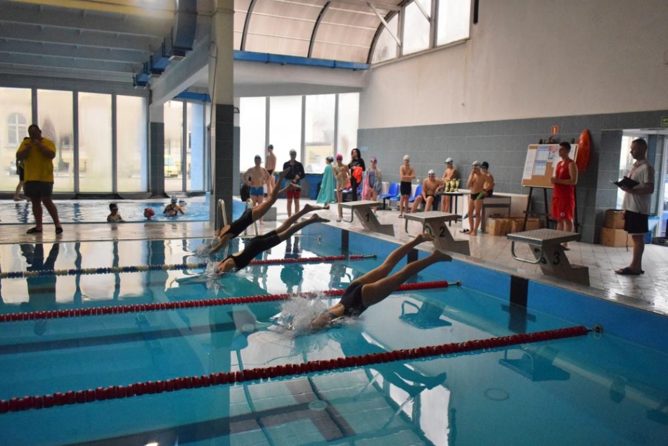 Zawody Pływackie - Ferie z MOSiRem 2023