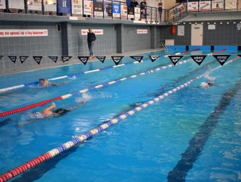 Zawody Pływackie - Ferie z MOSiRem 2023 - zdjęcie 54