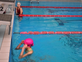 Zawody Pływackie - Ferie z MOSiRem 2023 - zdjęcie 61