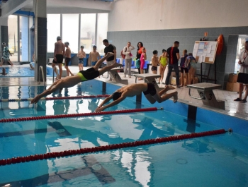 Zawody Pływackie - Ferie z MOSiRem 2023 - zdjęcie 77