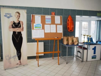 Relacja z Rodzinnych Sztafet Pływackich - zdjęcie 1