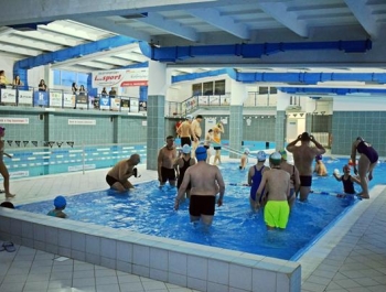 Relacja z Rodzinnych Sztafet Pływackich - zdjęcie 9