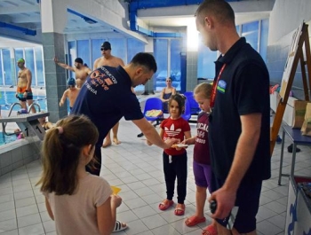 Relacja z Rodzinnych Sztafet Pływackich - zdjęcie 16