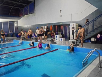 Relacja z Rodzinnych Sztafet Pływackich - zdjęcie 27