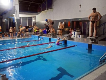 Relacja z Rodzinnych Sztafet Pływackich - zdjęcie 30