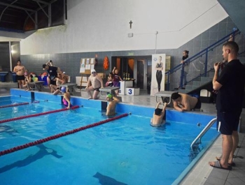 Relacja z Rodzinnych Sztafet Pływackich - zdjęcie 34