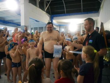 Relacja z Rodzinnych Sztafet Pływackich - zdjęcie 38