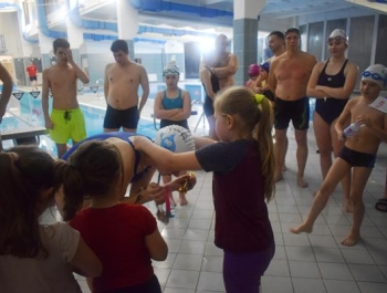 Relacja z Rodzinnych Sztafet Pływackich - zdjęcie 43