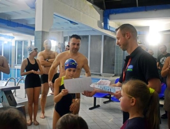 Relacja z Rodzinnych Sztafet Pływackich - zdjęcie 44