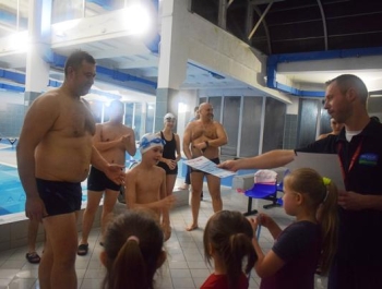 Relacja z Rodzinnych Sztafet Pływackich - zdjęcie 45