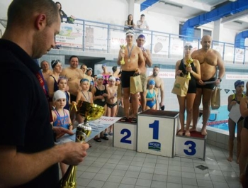 Relacja z Rodzinnych Sztafet Pływackich - zdjęcie 46