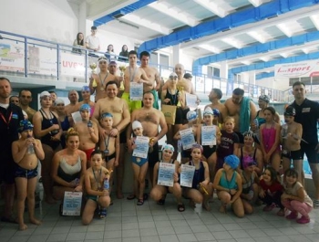 Relacja z Rodzinnych Sztafet Pływackich - zdjęcie 50