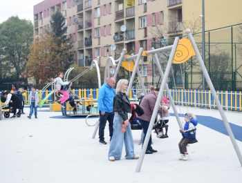Kompleks sportowo-rekreacyjny na os. 700-lecia już otwarty! - zdjęcie 13