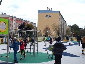 Kompleks sportowo-rekreacyjny na os. 700-lecia już otwarty! - zdjęcie 12