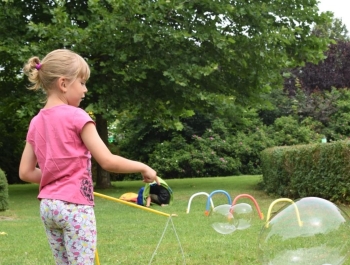 Lato z MOSIR-em na os. Młodych 8.07.2025 - zdjęcie 23