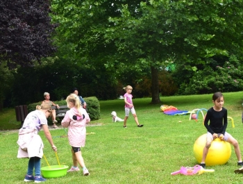 Lato z MOSIR-em na os. Młodych 8.07.2025 - zdjęcie 22