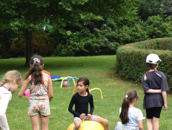 Lato z MOSIR-em na os. Młodych 8.07.2025 - zdjęcie 21