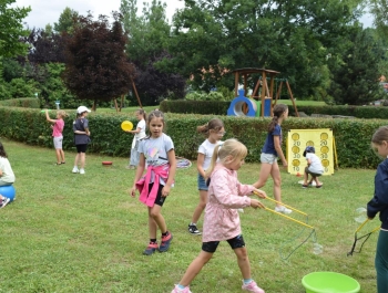 Lato z MOSIR-em na os. Młodych 8.07.2025 - zdjęcie 20