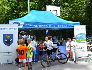 Festyn na os. Parkowym w Żywcu 22.07.2025 - zdjęcie 17