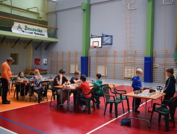 Wakacyjne zajęcia na hali sportowej MOSiR w Żywcu - zdjęcie34